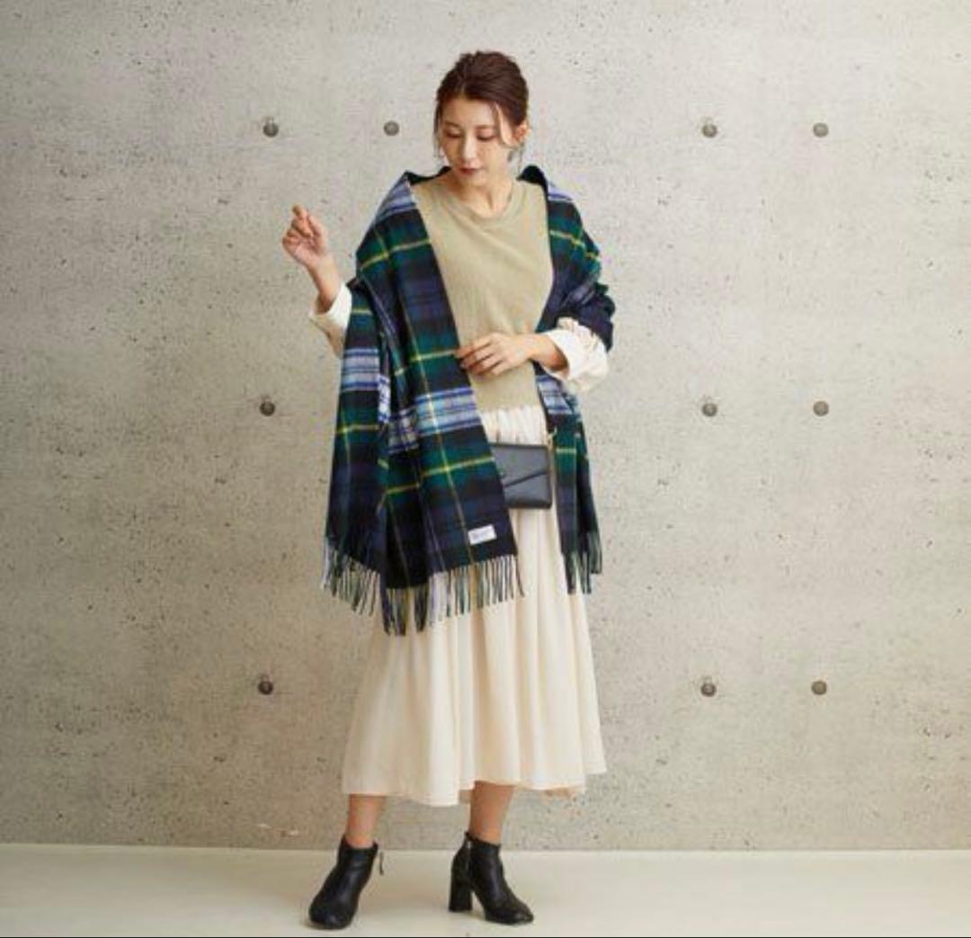 ジョンストンズ カシミヤ100％ 大判ストール スカーフ五明祐子・辺見