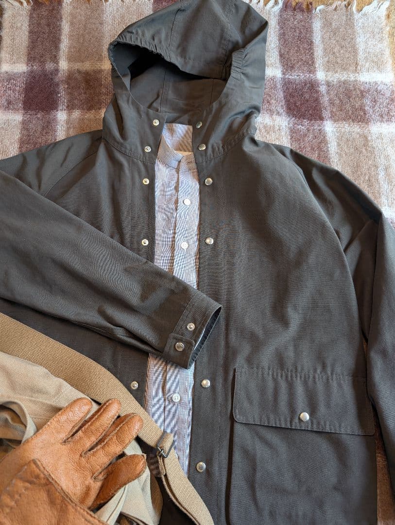 美品 YAECAヤエカ６０／４０クロスマウンテンパーカー S オリーブグリーン 楽天市場】【中古品】【メンズ】 YAECA ヤエカ 60/40 CLOTH HOODIE