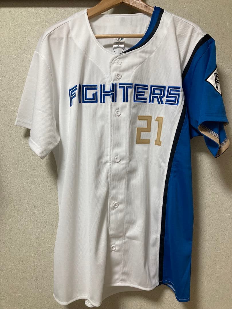 日本ハムファイターズ サイン入りユニフォーム【清宮幸太郎 選手】 L