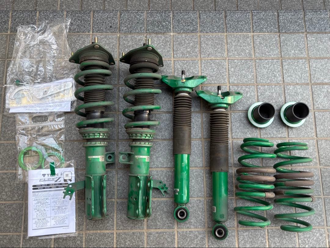 【HINOTORI 】TEIN FLEX Z 80ハリアーサスペンション creer-net_tein-vsaag-c1as3