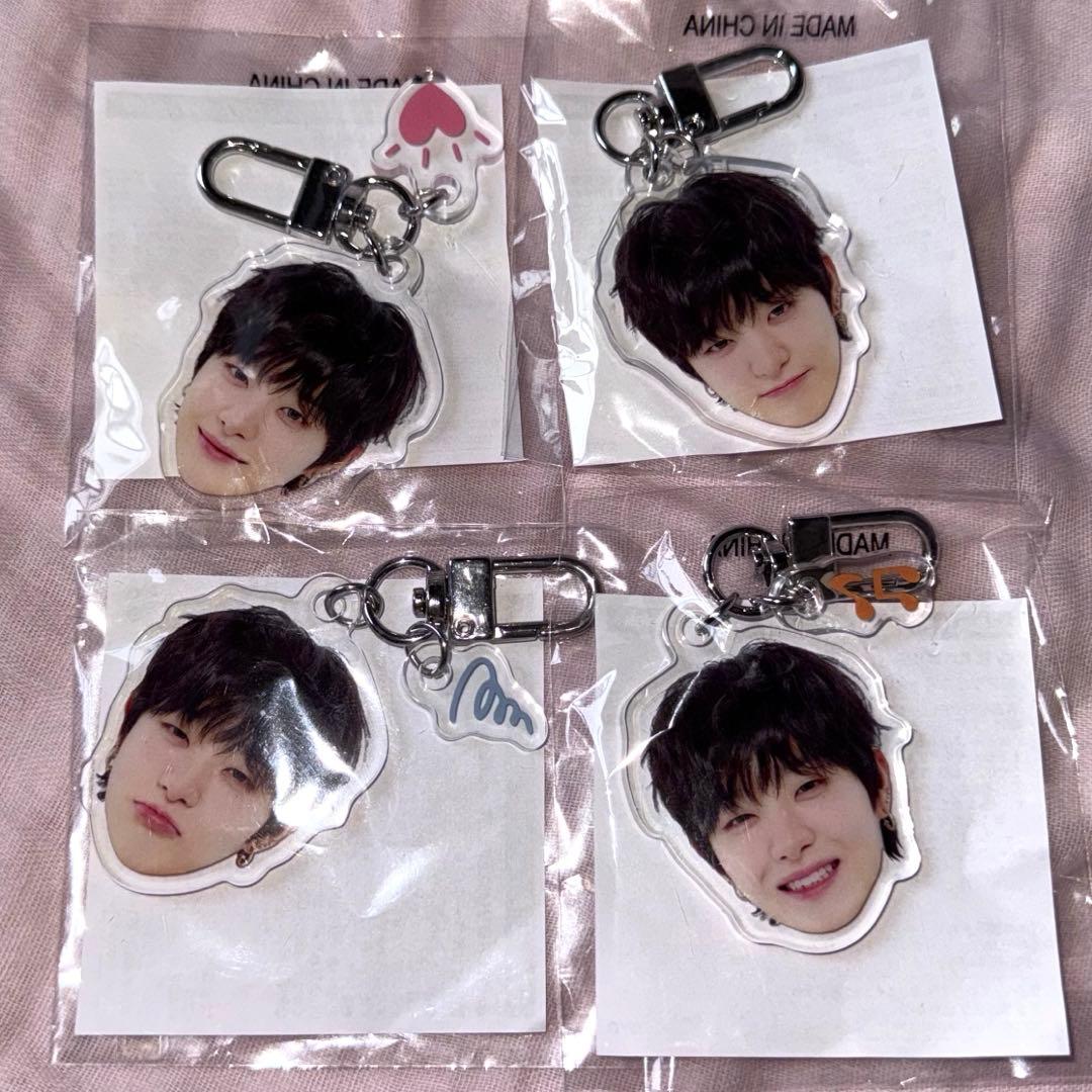 treasure ジフン jihoon 顔アクキー カプセルトイ 喜怒哀楽 - メルカリ