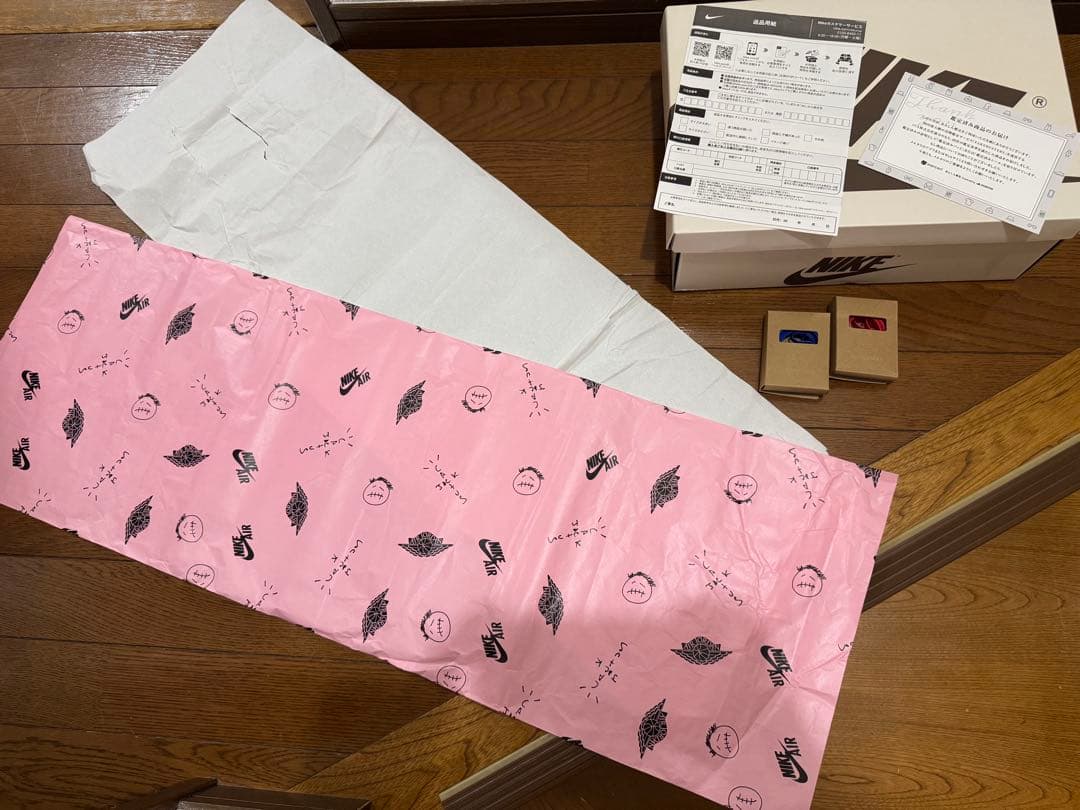 Travis Scott × NikeAir Jordan 1 \"Canary\"