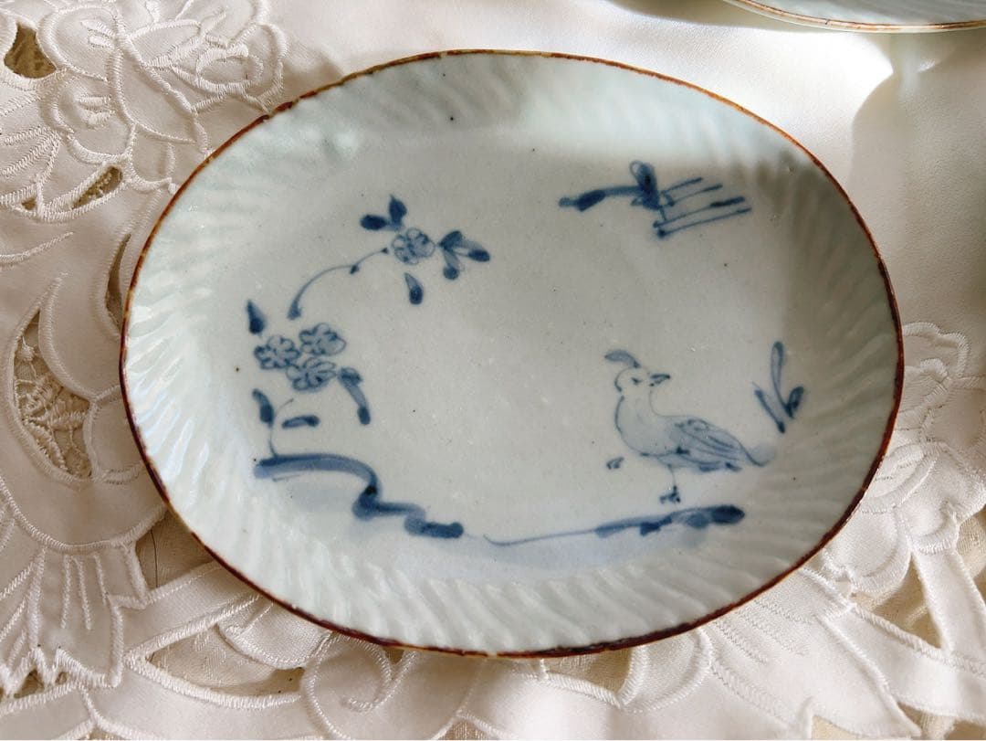 佐藤もも子 青い花と鳥の絵柄の皿 3枚セット - メルカリ