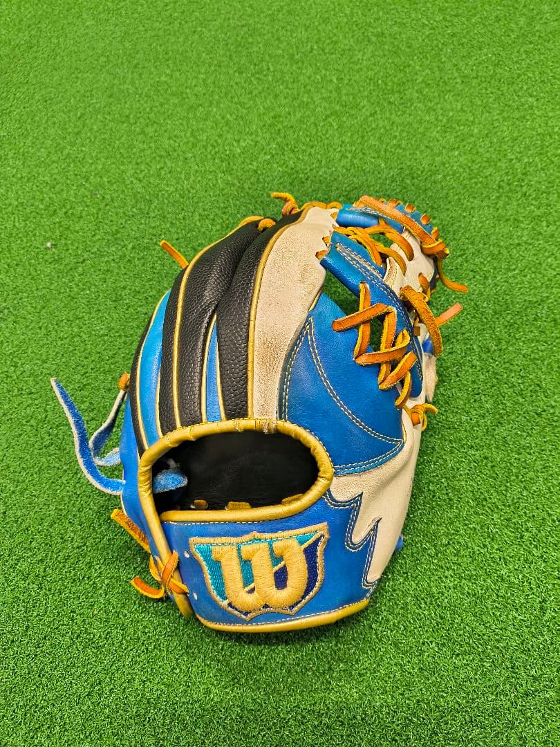 ウィルソン Wilson ワナビーヒーロー 軟式 大人 一般 内野手用 グローブ 楽天市場】ウィルソン グラブ 大人 一般 一般用 ワナビー ヒーロー