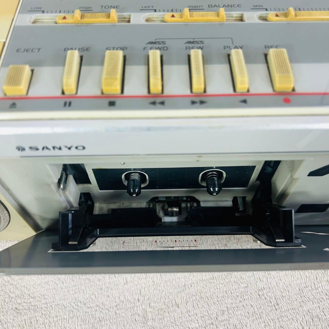希少 動作品】SANYO MR-Q4 6スピーカー レトロラジカセ 当時物