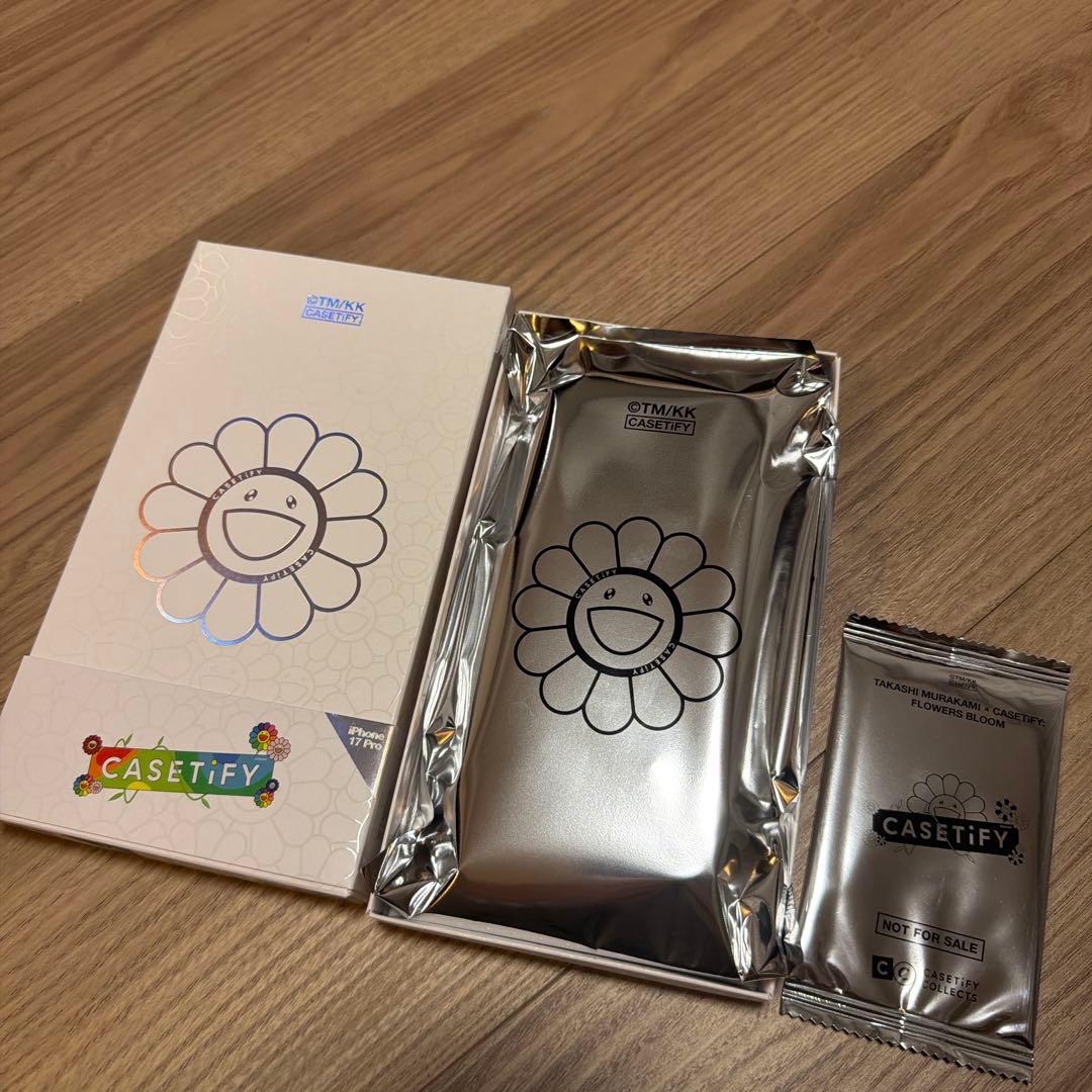 CARSETiFY 村上隆 FLOWERS BLOOM ブルー 青　17 pro 村上隆 x CASETiFY: FLOWERS BLOOM 数量限定商品と新作デザインを続編