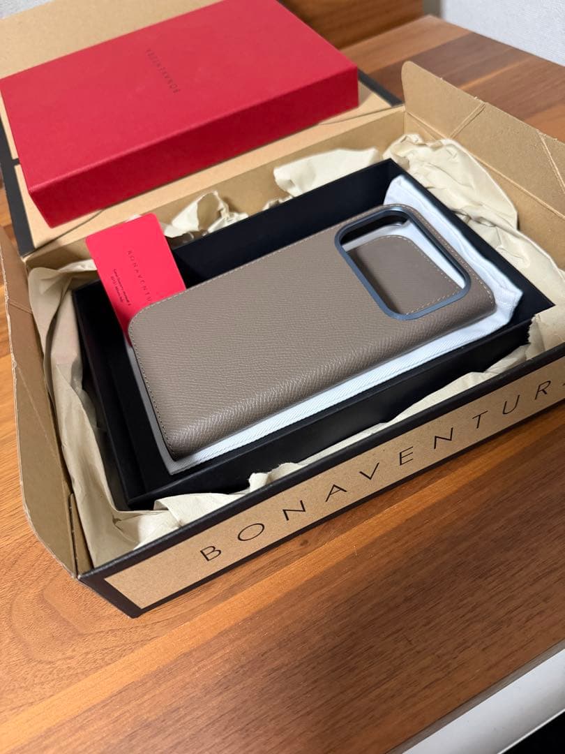 BONAVENTURA ボナベンチュラiPhone 17 Pro Max ケース iPhone 17 Pro Max) ハンドル付き バックカバーケース シュリンクレザー