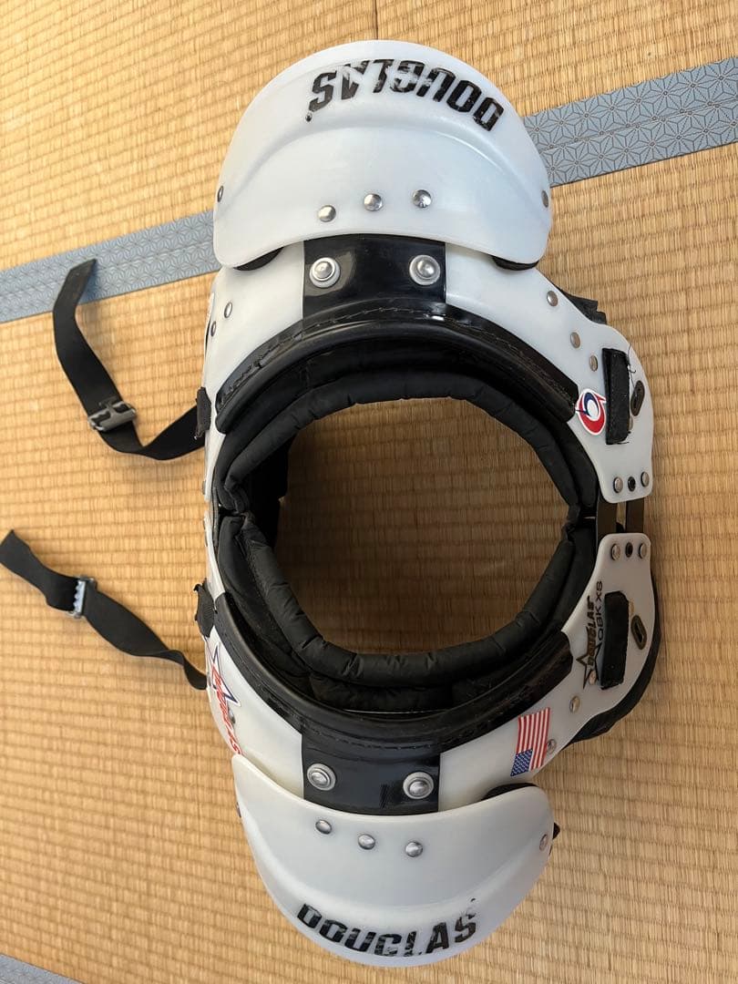 DOUGLAS ショルダーパッド ホワイト QBK XS