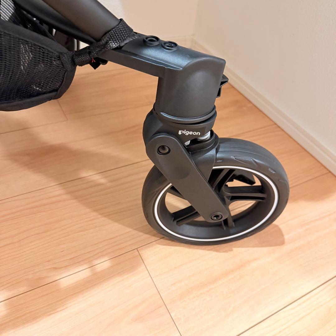 《タイヤ&フレーム新品》ピジョン✕赤ちゃん本舗合同開発★ランフィリノンRB1LZ
