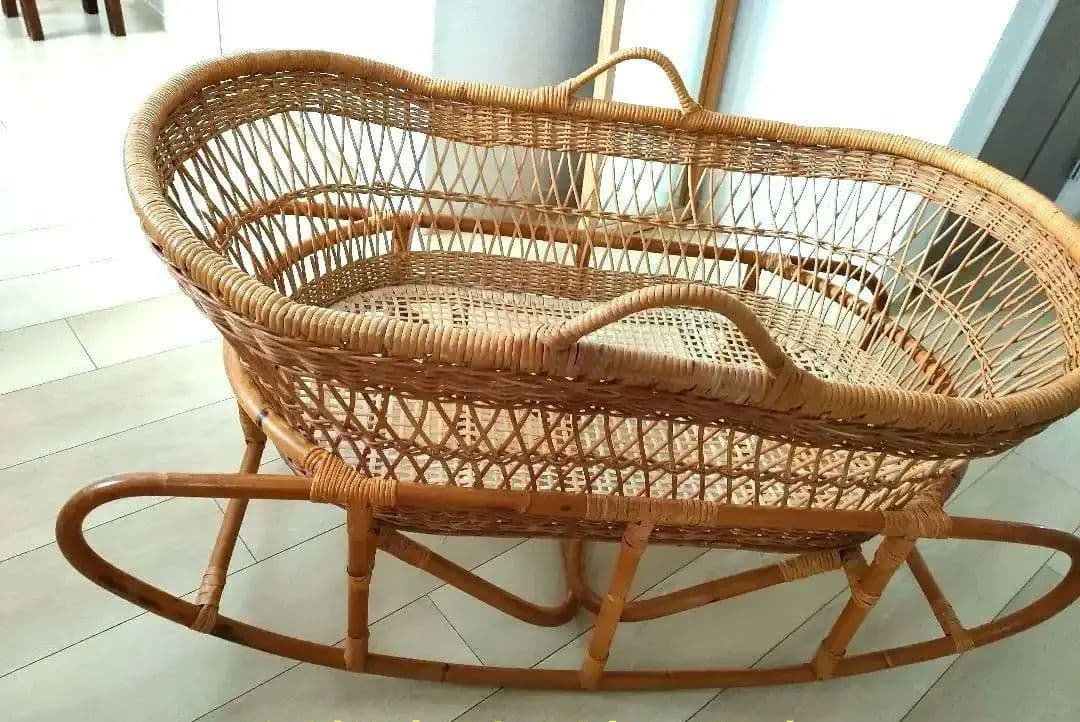ベビーベッド　ゆりかご　ベビーバスケット　ラタン素材　ナチュラル　ヴィンテージ ベビーベッド ゆりかご ベビーバスケット ラタン素材 ナチュラル