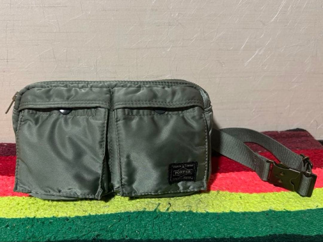 美品 PORTER タンカー ウエスト バック セージグリーン 旧モデル 希少】廃番 PORTER ポーター タンカー ウエストバッグ セージグリーン