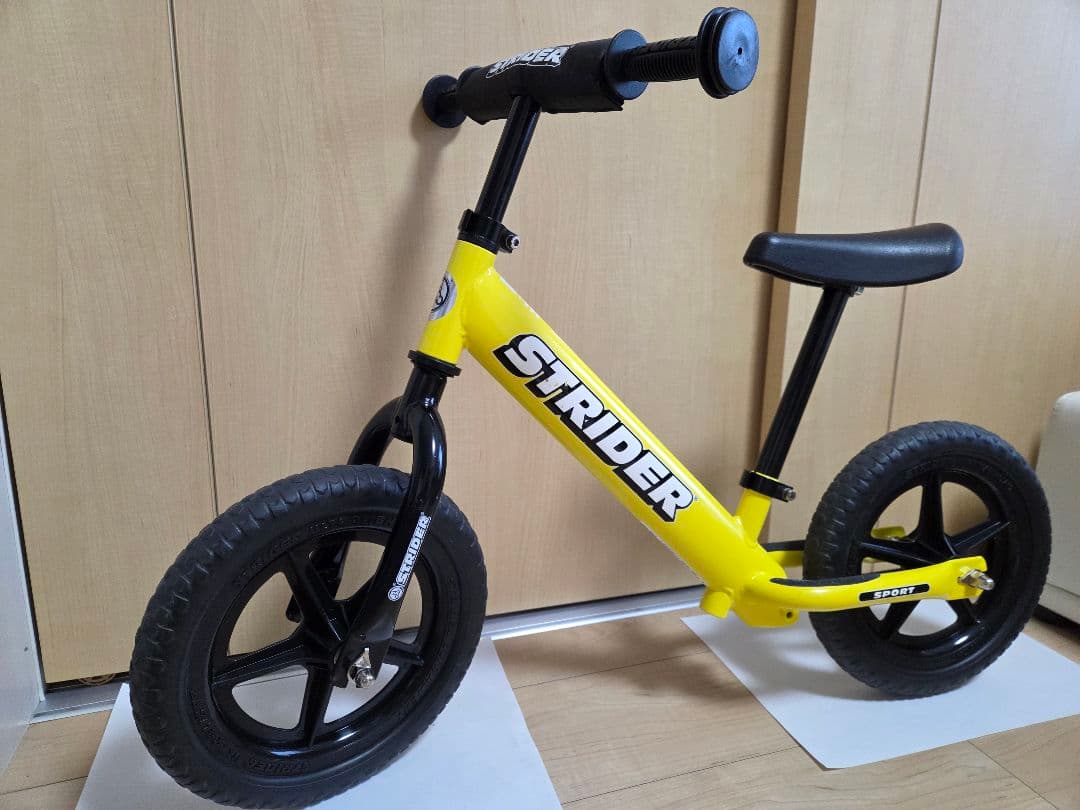 STRIDER スポーツ バランスバイク イエロー - メルカリ