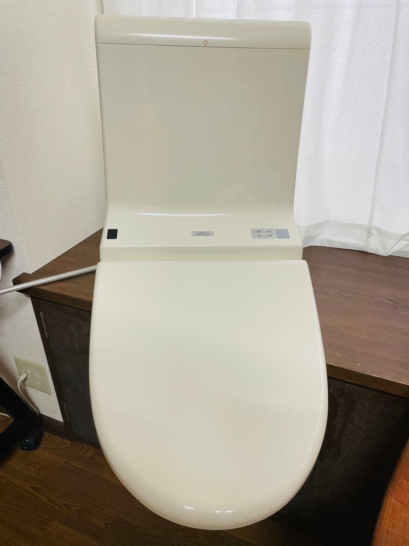 TOTO 2011年製ウォシュレット一体形便器 ZC TCF9034 - メルカリ