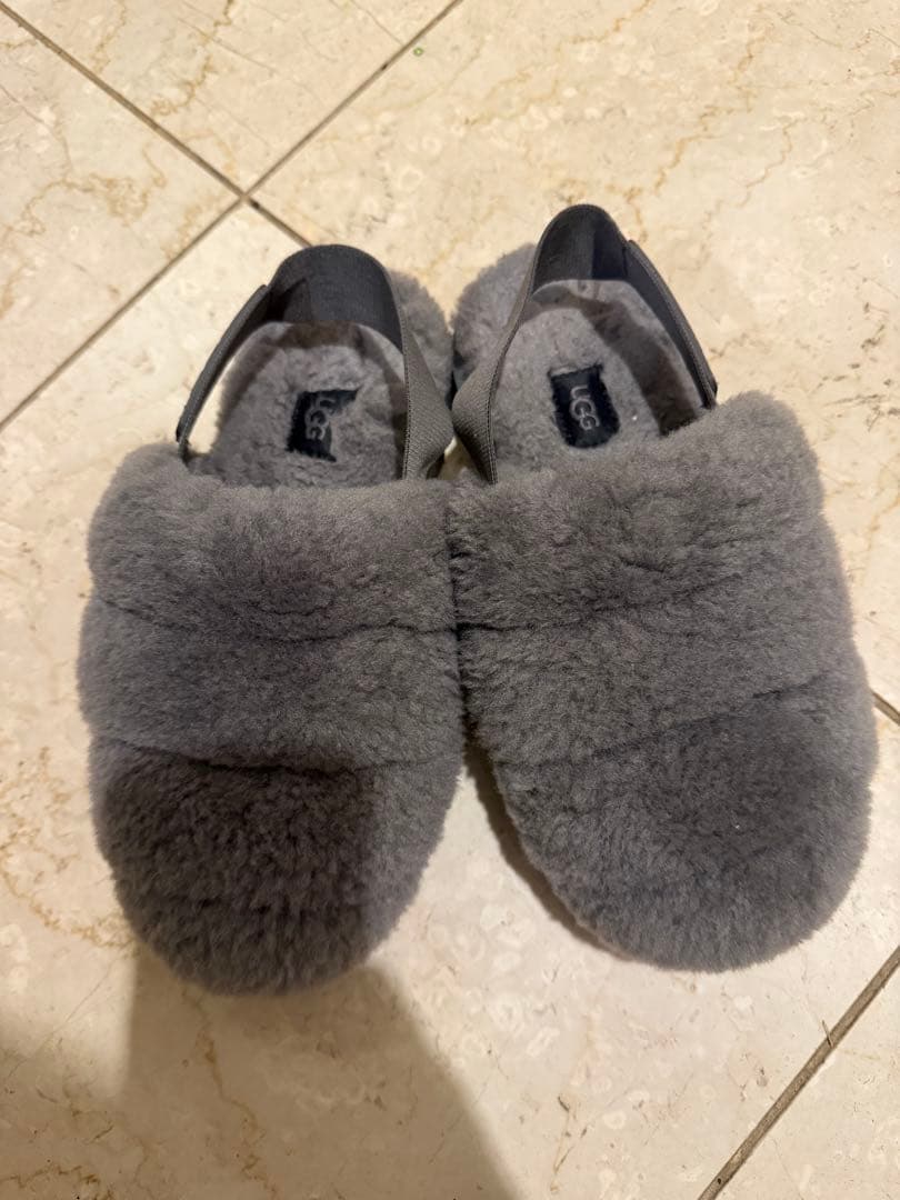 UGG グレー ファー サンダル アグ スリッパ
