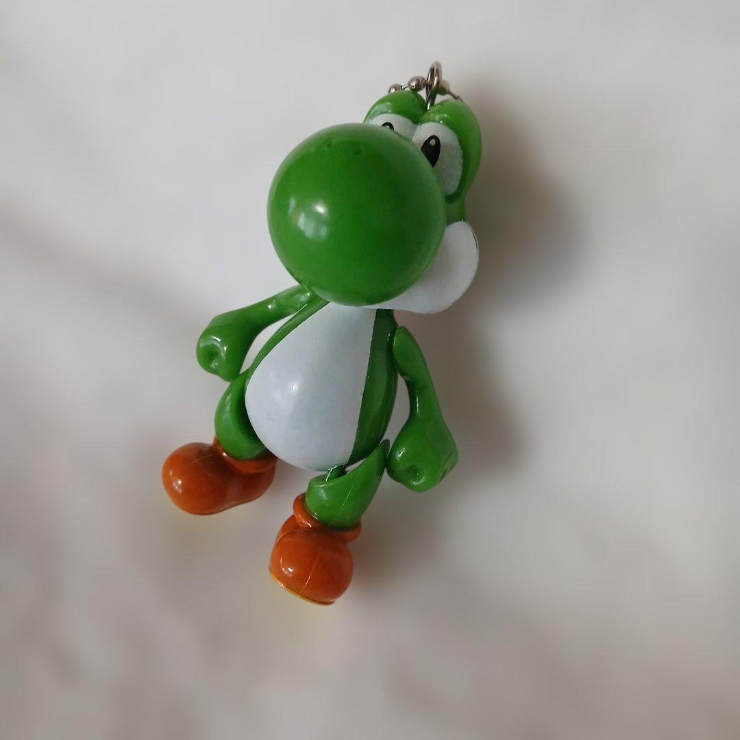 ヨッシー のスウィングキーホルダー 約7cm - メルカリ