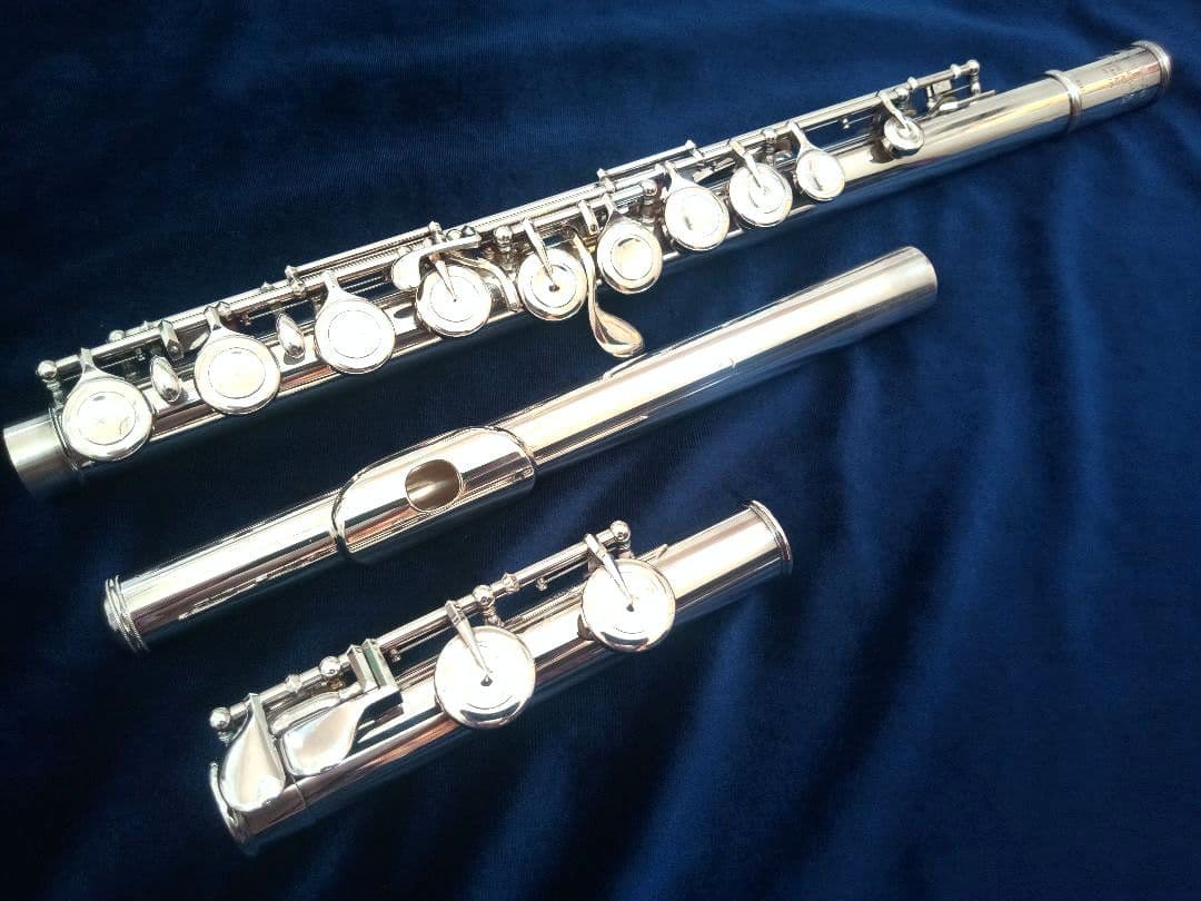 ♢最終価格♢超美品♢管体銀製♢Pearlフルート PF−775♢ポイント