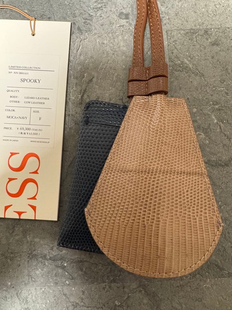 NICENESS SPOOKY MOCA × NAVY - メルカリ