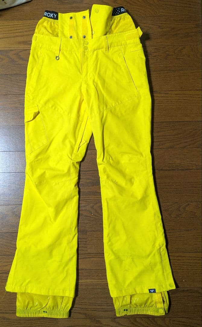 ROXY 花柄ジャケット mika niikawa 上下セット - メルカリ