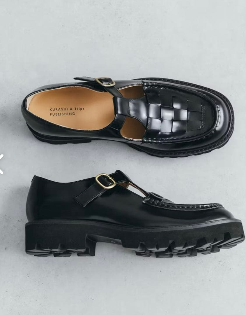 北欧、暮らしの道具店」こだわりソールのTストラップシューズ / 24