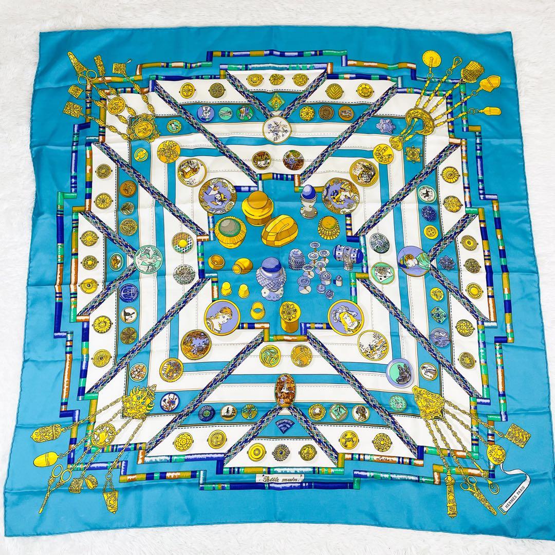 エルメス カレ90 お針子さん シルク100% タグ付き 大判スカーフ 水色系