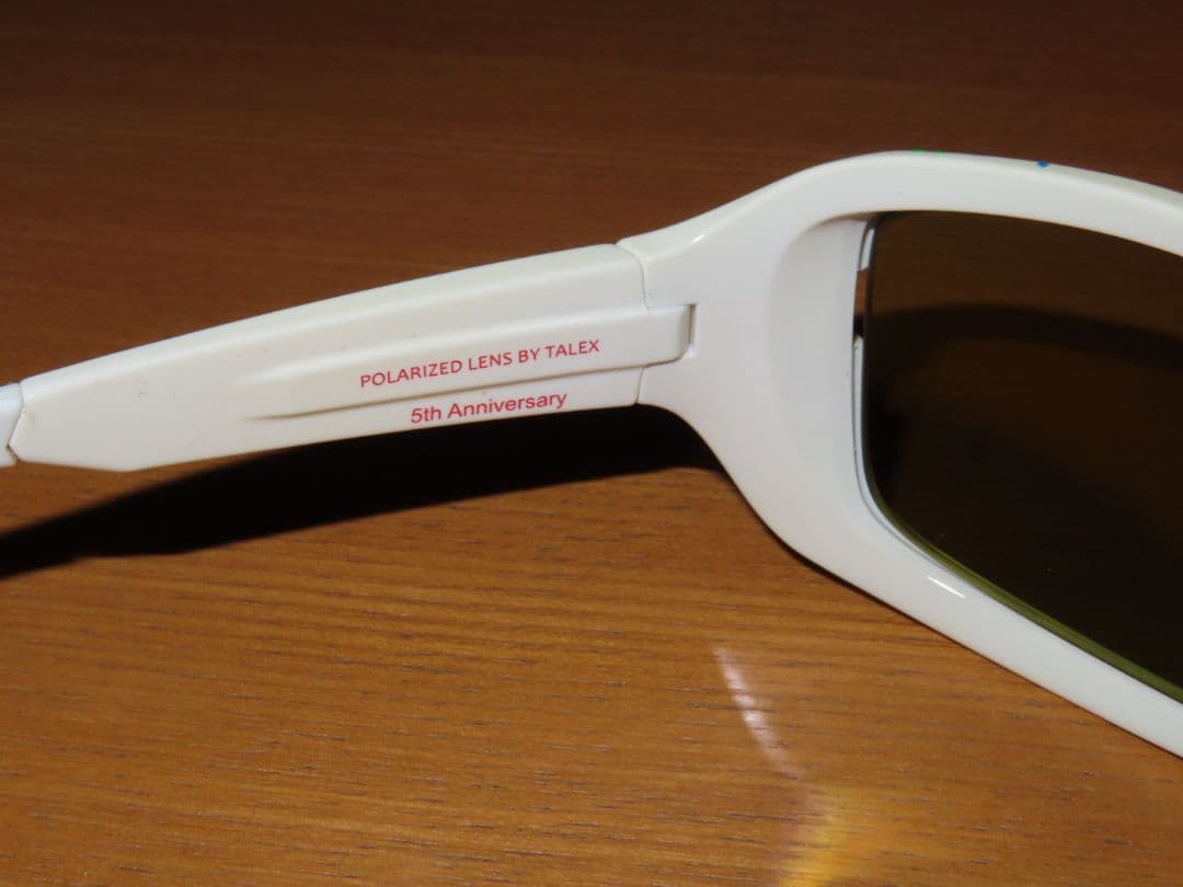 イヨケン/KIOB/Bin5/ホワイトスプラッター/イーズグリーン/ゴールドM