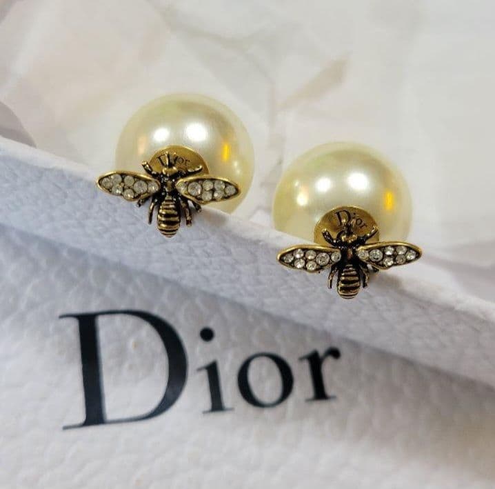 クリスチャン ディオール トライバル 蜂 bee クリスタル パール ピアス