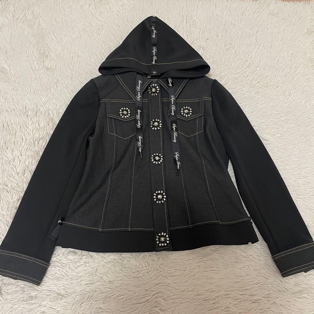 スーパービューティー デニム風 ビジュー パーカー - メルカリ
