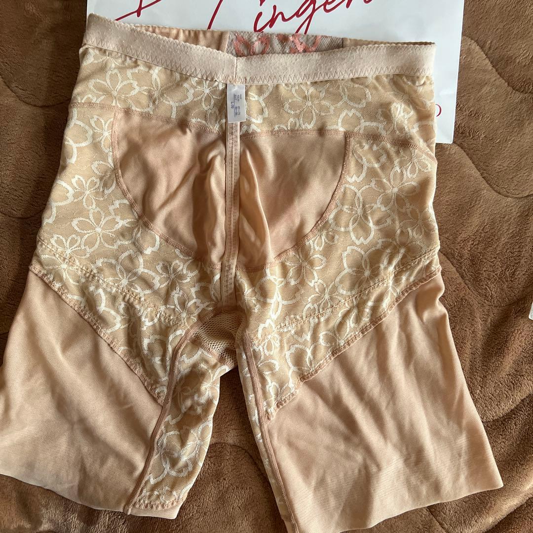 マルコ アヴァンセサクラ 補正下着 ロングガードル ショートガードル2