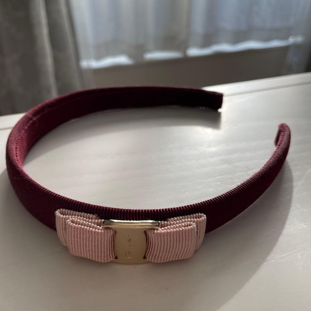 フェラガモ　カチューシャ フェラガモ カチューシャ レディース ブラック Salvatore Ferragamo