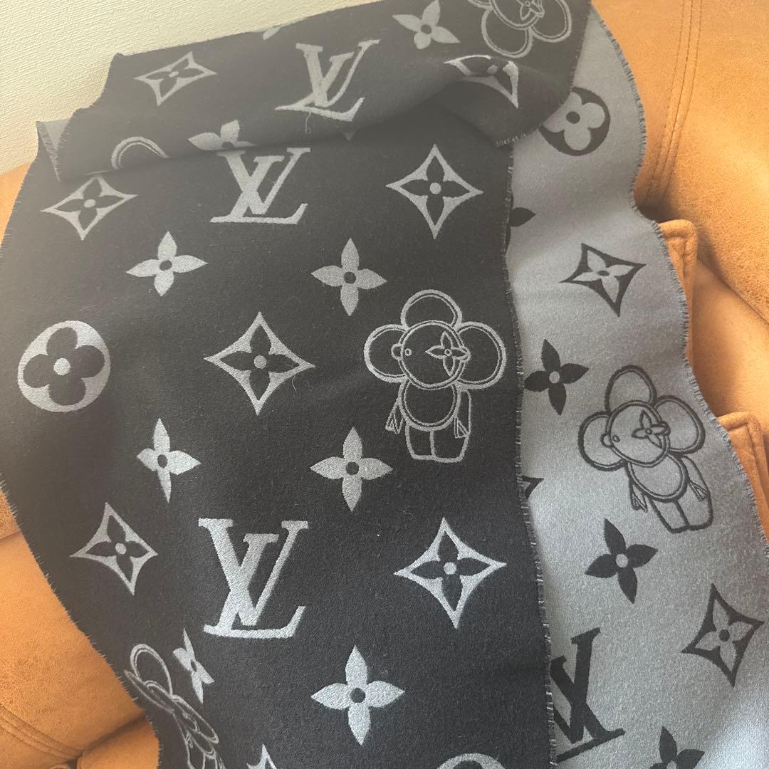 Louis Vuitton モノグラムマフラー ブラック/グレー LOUIS VUITTON（ルイ・ヴィトン） 【極美品】LOUIS VUITTON マフラー