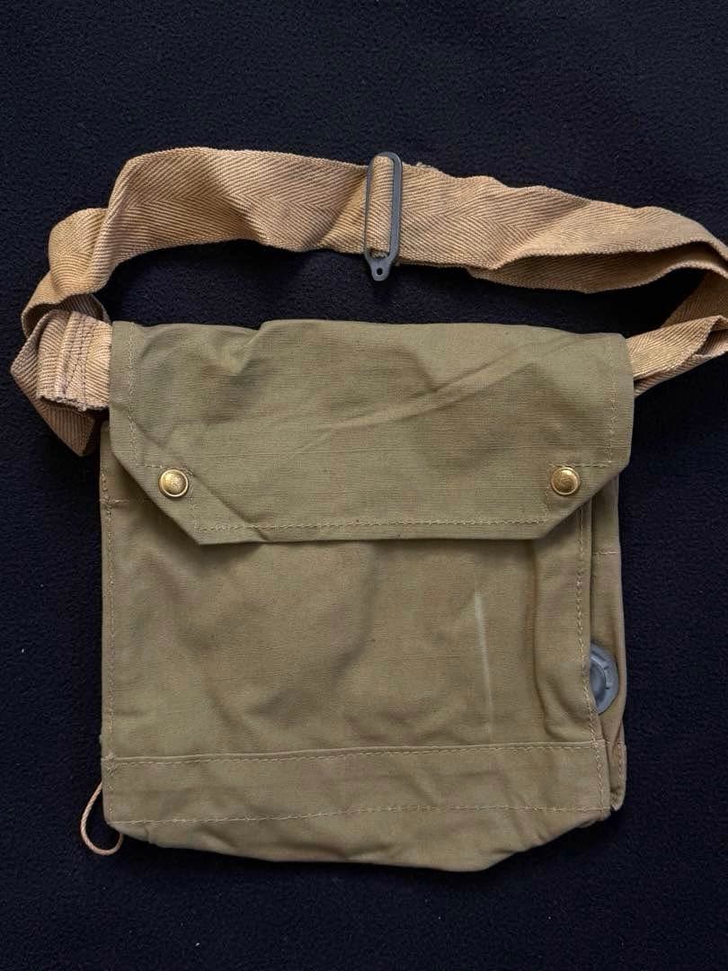 レア！イギリス軍 実物 MkⅦ ガスマスクバッグ W&G LTD - メルカリ