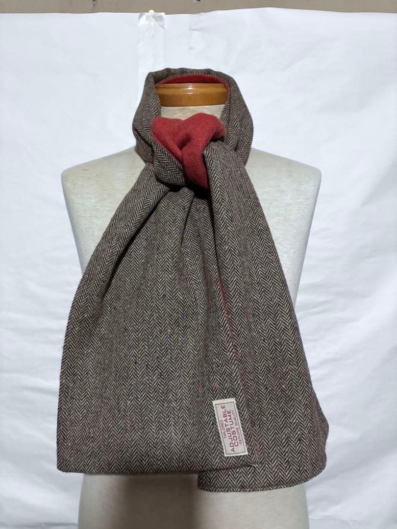 ADJUSTABLE COSTUME ヘリンボーンマフラーリバーシブル美品 - メルカリ