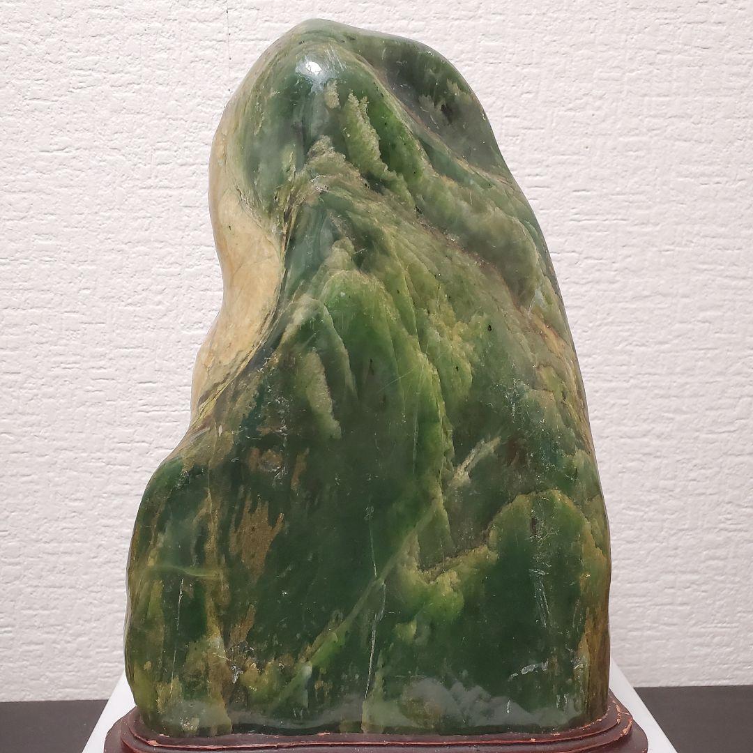 値下げ 天然ネフライト 翡翠 軟玉 原石 置物 鑑賞石 天然石 自然石