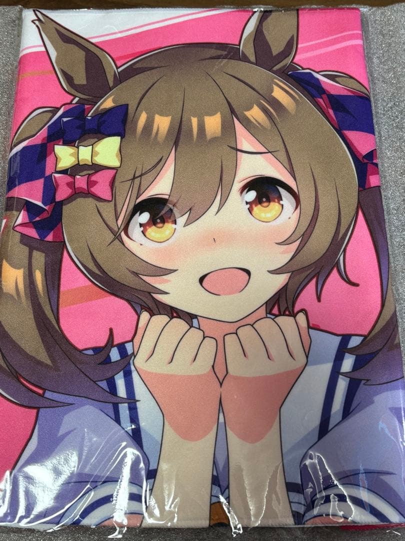 UNDONE パスポートケース 古石ビジュー ホロライブ