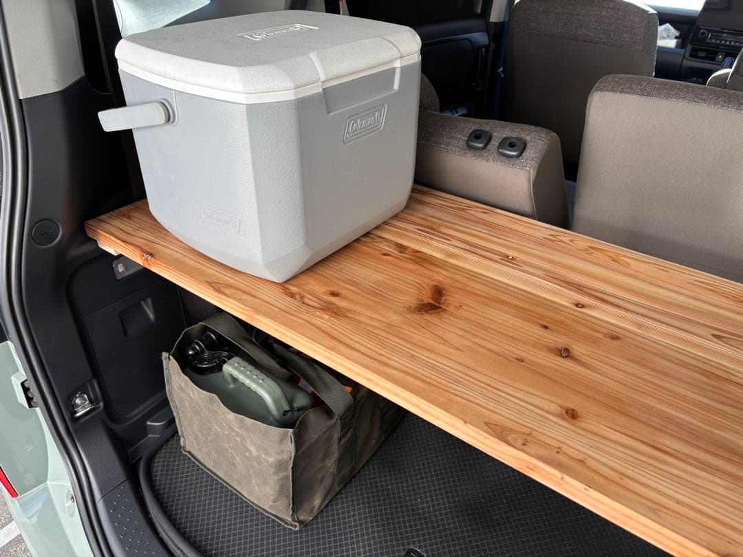 新作】新型シエンタ10系専用 杉無垢板 ラゲージボード 蜜蝋Wax加工