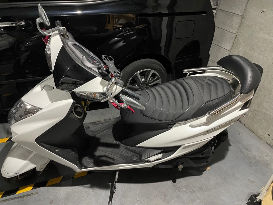 ヤマハ　シグナスX 4型　5型　DCR ローダウン　タックロールシート 楽天市場】DCR 4TH 5TH CYGNUS X シグナスX リアディスク ブラック