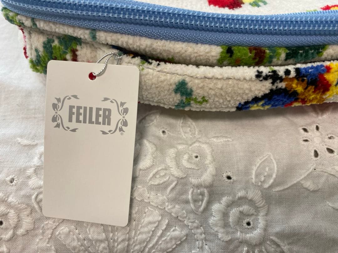 新品 VERYコラボフェイラー おむつポーチ - メルカリ