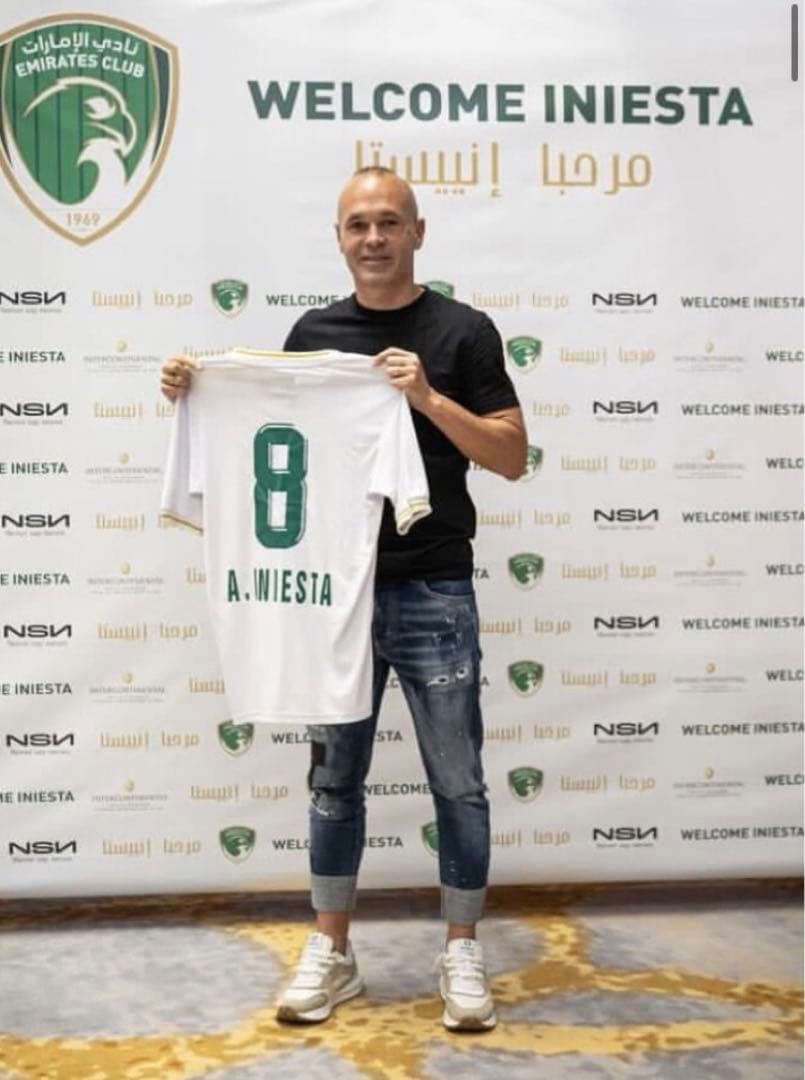 イニエスタ エミレーツFC レプリカ　ユニフォーム 8番 新品 サイン入り 2026年最新】イニエスタ サイン ユニホームの人気アイテム - メルカリ