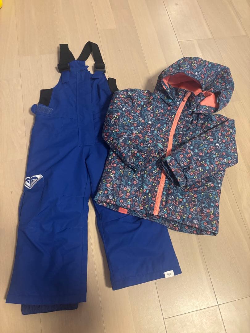 ロキシー　3T 100㎝　スノーウェア ROXY（ロキシー） ジャケット×ICEPARDAL パンツロキシー スノーボード