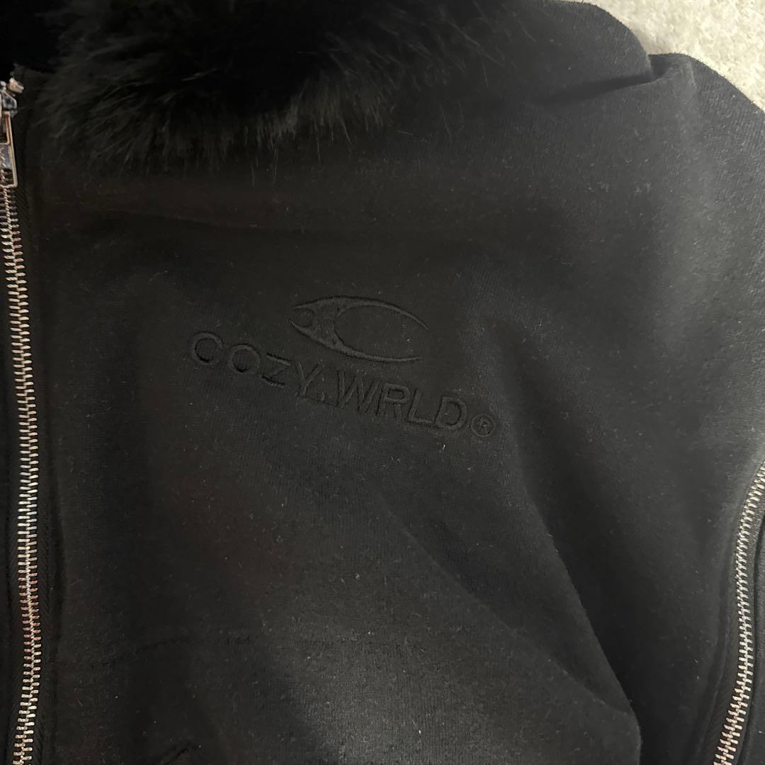 Cozyworldwide ブラック M ファー付きパーカー
