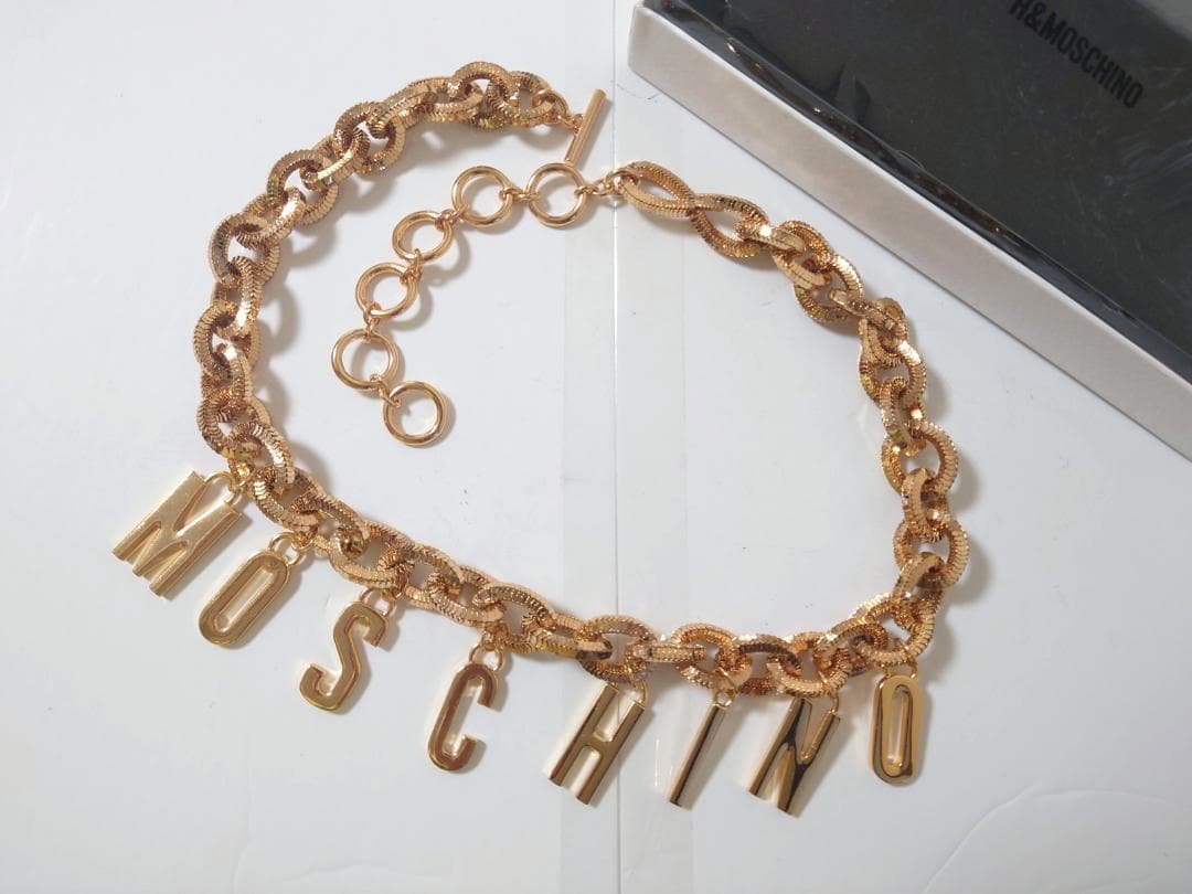 H&M MOSCHINO モスキーノ ゴールドメッキ ベルト T25062303 - メルカリ