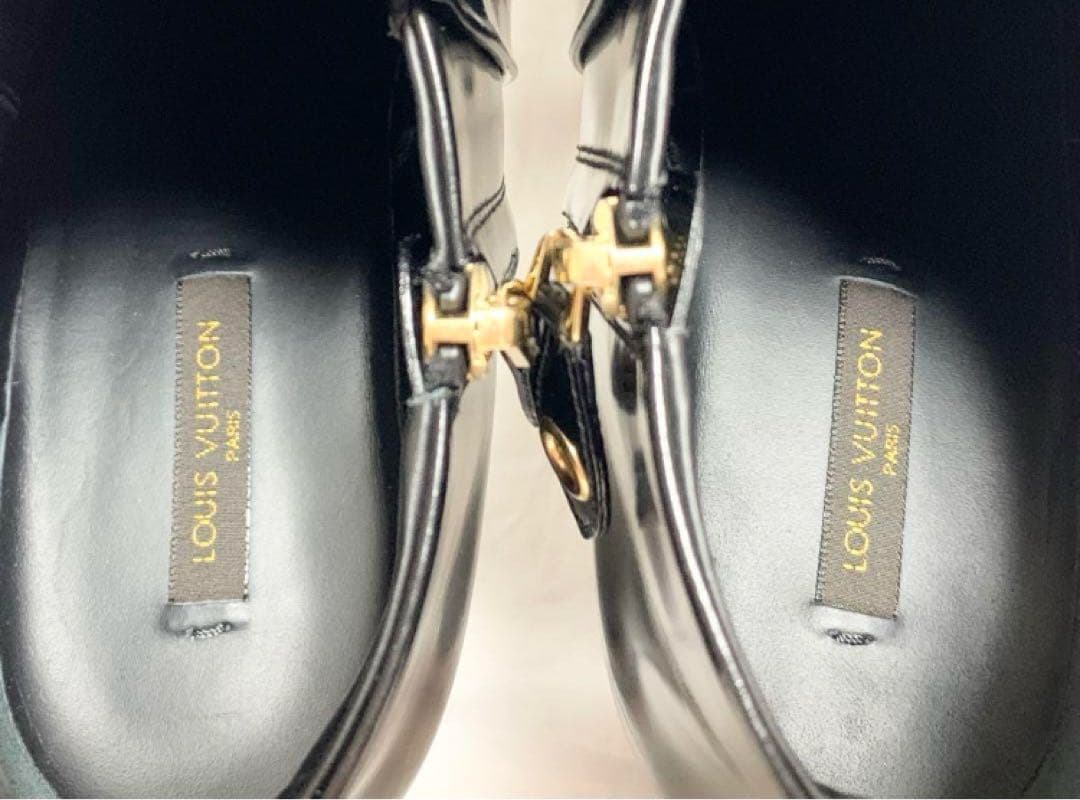 a*o様 超美品 ルイヴィトン LVロゴ サイドジップ パテントレザー