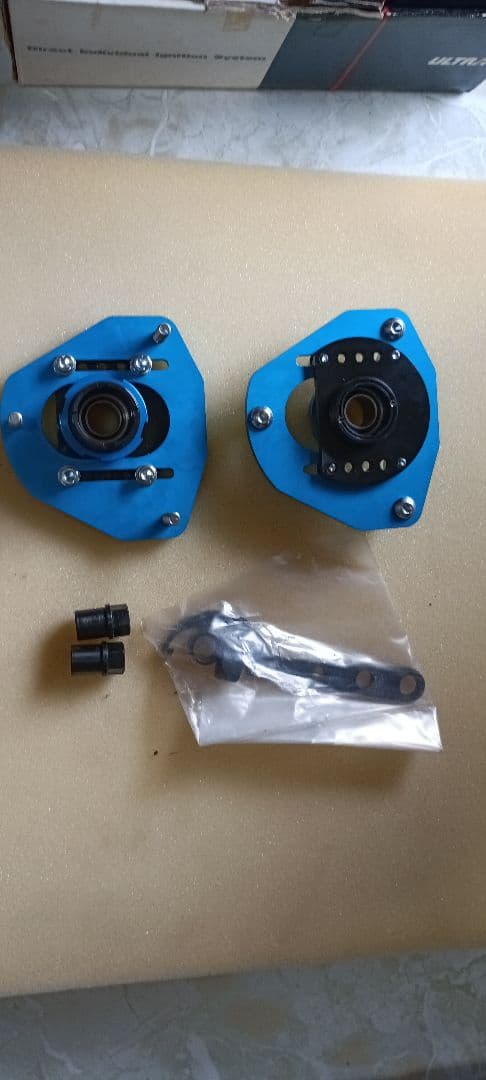 AE86　ピロアッパー　調整式 クスコ（CUSCO） 調整式ピロボールアッパーマウント トヨタ