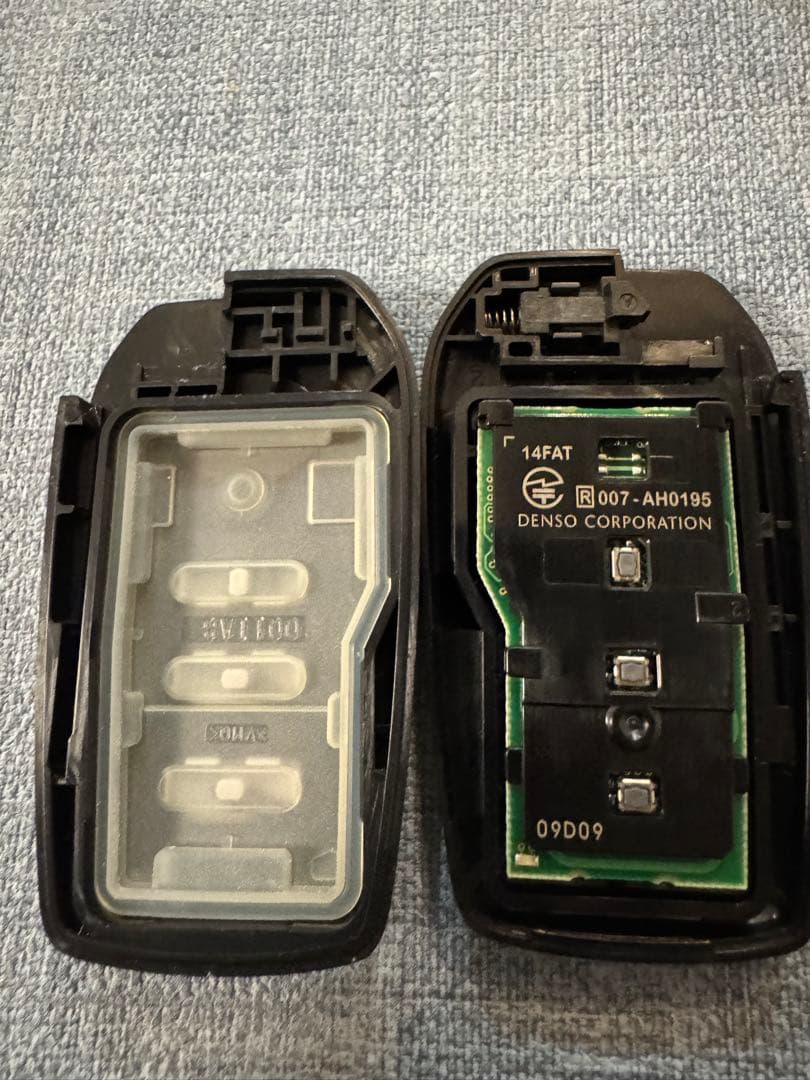 トヨタ ハリアー スマートキー 3ボタン 007-AH0195 2個セット - メルカリ