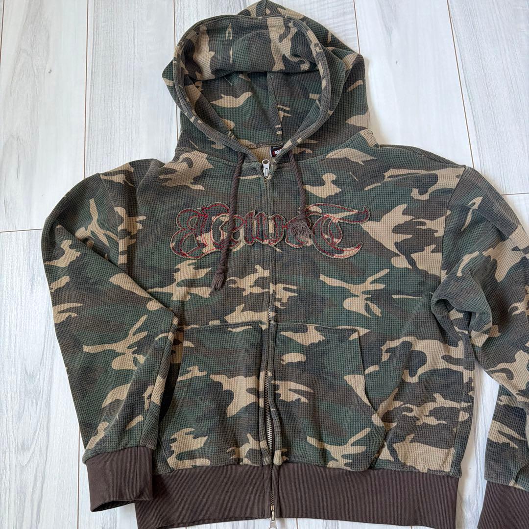 完売品‼️ BELVET ベルベット 迷彩柄 ジップパーカー - メルカリ