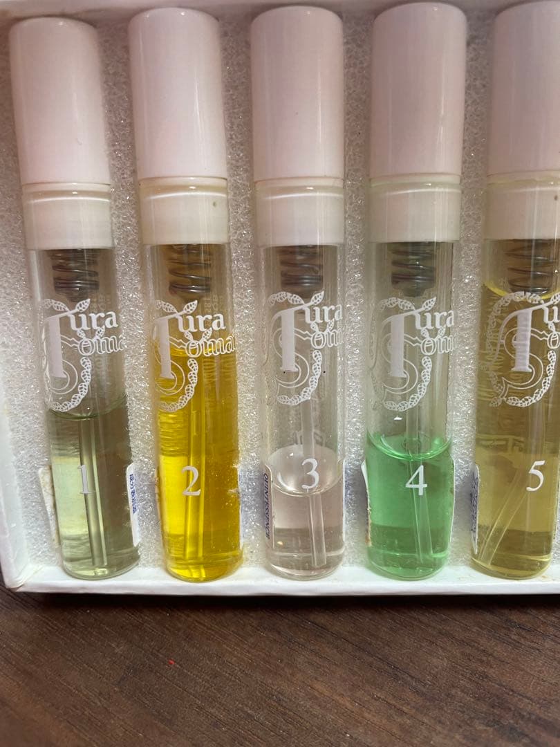 オーラソーマ】ポマンダー（15本） & クイントエッセンス（15本