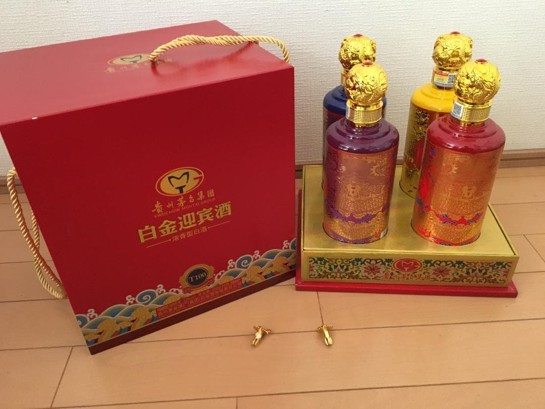 AB)貴州茅台集団2018年制 白金迎賓酒52% 500ml*4本濃香型白酒 - メルカリ