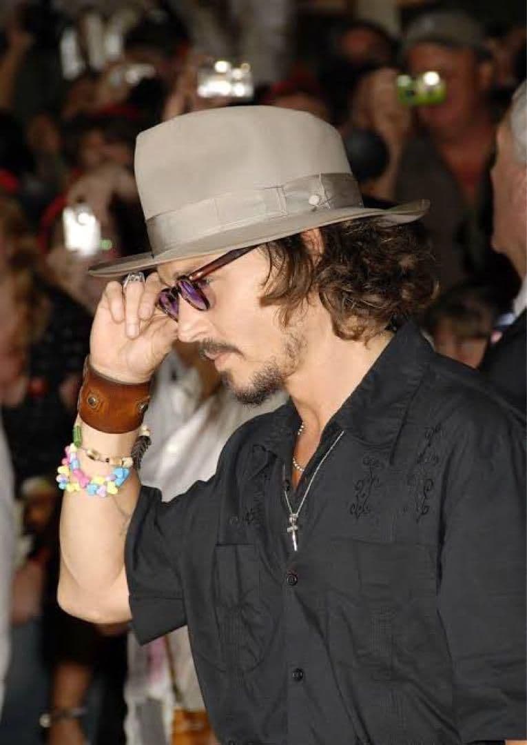 gbb custom leather ジョニーデップ着用 レザーブレスレット - メルカリ