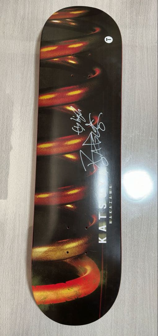 かつや本人直筆サイン！中澤克也モデル Timber スケボーデッキ 8インチ