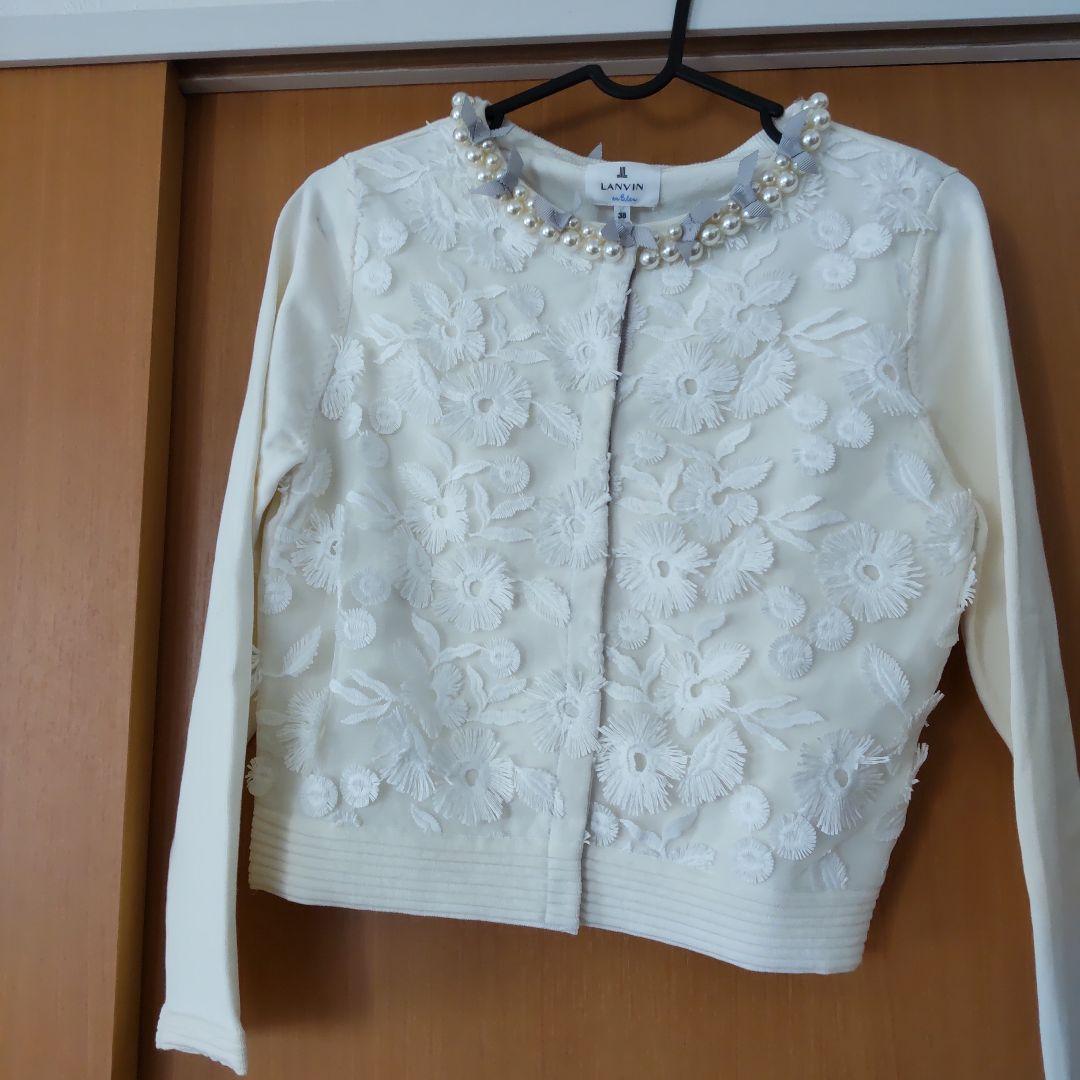 新品タグ付き！ランバンオンブルー刺繍パールカーディガン 38 新品タグ付き！ランバンオンブルー刺繍パールカーディガン 38 - メルカリ